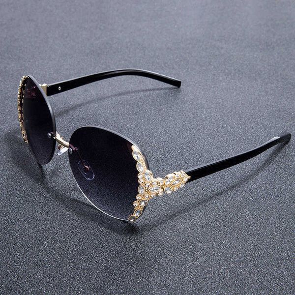 sunglasses emosnia 2017 sunglasses women diamond oversized shield glasses gradient vintage brand designer eyeglasses frames rimless glassj23, White;black
sunglasses emosnia 2017 sunglasses women diamond oversized shield glasses gradient vintage brand designer eyeglasses frames rimless glassj23, White;black