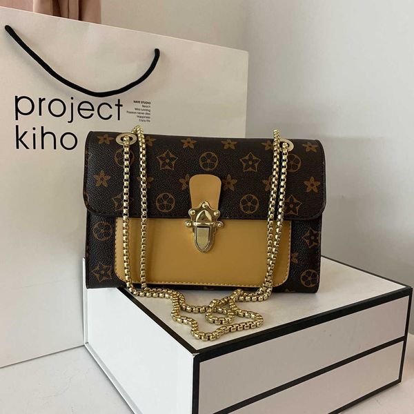 2023 luxury old flower small square women new color contrast splice chain star one shoulder crossbody baghigh
2023 luxury old flower small square women new color contrast splice chain star one shoulder crossbody baghigh