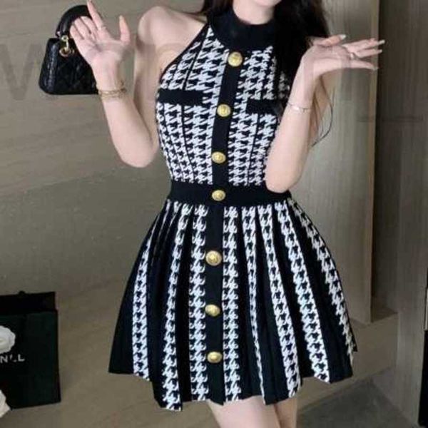 skirts&skorts designer summer new celebrity temperament gold buckle thousand bird check hanging neck pleated knitted dress woman w4ie
skirts&skorts designer summer new celebrity temperament gold buckle thousand bird check hanging neck pleated knitted dress woman w4ie