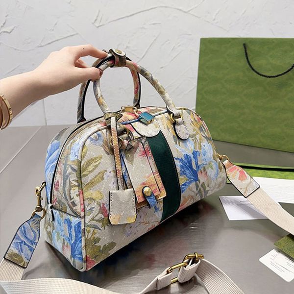 boston weekender bag women crossbody shoudler tote travel bag handle totes bags purse men handbags flowers canvas padlock gold hardware deta
boston weekender bag women crossbody shoudler tote travel bag handle totes bags purse men handbags flowers canvas padlock gold hardware deta