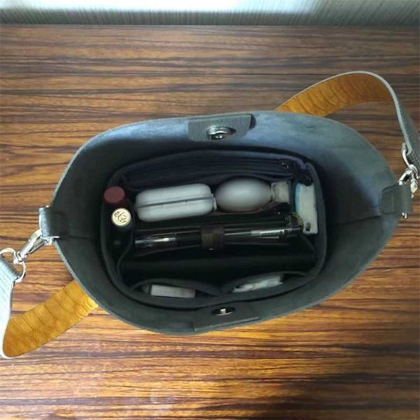 female tote bag for cosmetics multifunctional partition large opening bags contents clearly visible shopper protect from scratches felt orga
female tote bag for cosmetics multifunctional partition large opening bags contents clearly visible shopper protect from scratches felt orga