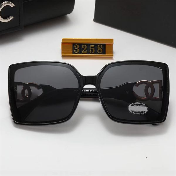 sunglasses fashion designer polarized glasses outdoor shades pc farme fashion classic ladies luxury sunglass mirrors for women, White;black
sunglasses fashion designer polarized glasses outdoor shades pc farme fashion classic ladies luxury sunglass mirrors for women, White;black