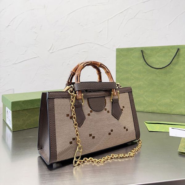 diana bamboo tote bags designer crossbody chain bags shoulder handbags shopping bags canvas leather classic letter printing multiple women t
diana bamboo tote bags designer crossbody chain bags shoulder handbags shopping bags canvas leather classic letter printing multiple women t