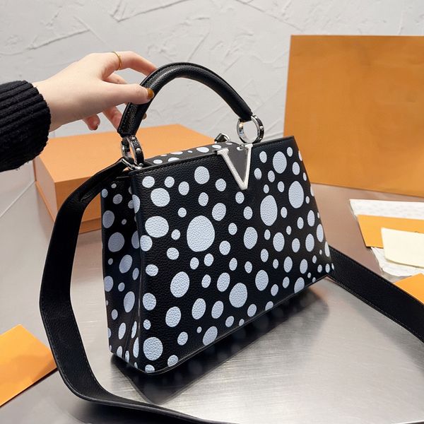 designer bag fashion handbag vintage polka dot print pattern multi color women tote large capacity
designer bag fashion handbag vintage polka dot print pattern multi color women tote large capacity