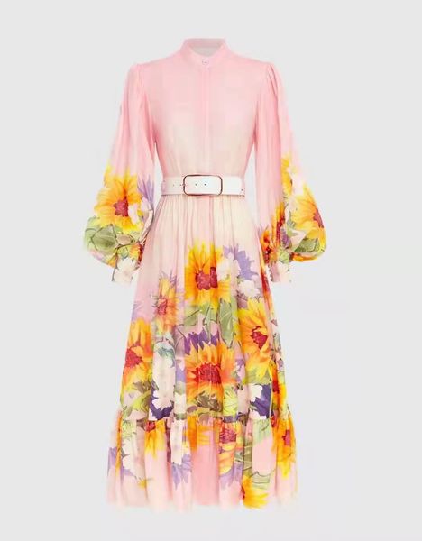 23 spring style standing collar printed dress with large flower pattern belt, Black;gray
23 spring style standing collar printed dress with large flower pattern belt, Black;gray