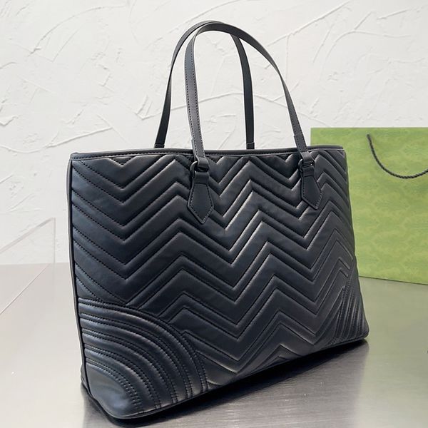 tote bag designer crossbody handbag luxurys shopping bags leather shoulder purse duffle bags beach tote large capacity totes fashion thread
tote bag designer crossbody handbag luxurys shopping bags leather shoulder purse duffle bags beach tote large capacity totes fashion thread