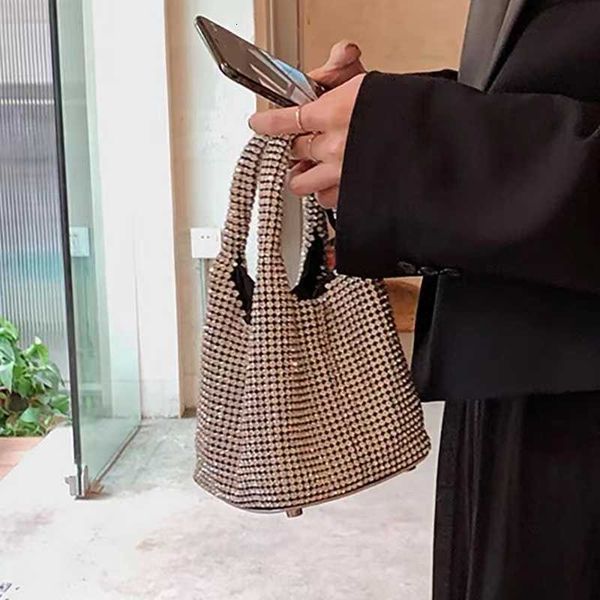luxury bag diamonds purse bucket handbags shiny diamond for design clutch women and handbag fashion evening party small totes
luxury bag diamonds purse bucket handbags shiny diamond for design clutch women and handbag fashion evening party small totes