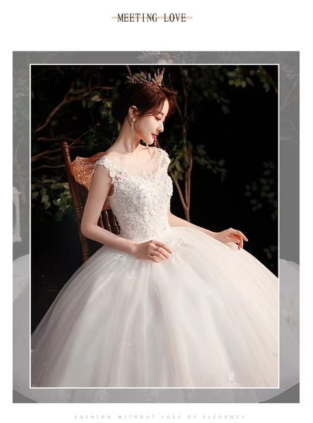 2023 super quality bridal with round neck wedding ball gown with lace luxury and elegant, White
2023 super quality bridal with round neck wedding ball gown with lace luxury and elegant, White