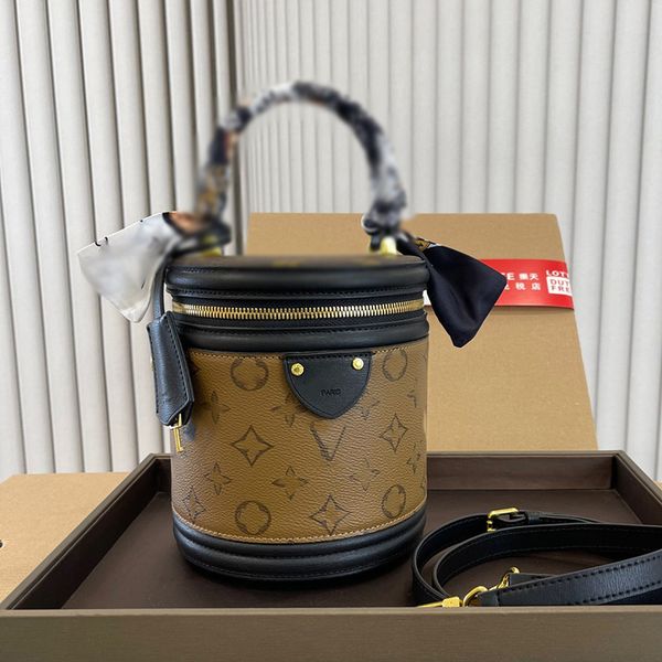 womens designer bucket cosmetic case box bags with handle totes strap crossbody shoulder handbags with old flower large capacity vanity luxu
womens designer bucket cosmetic case box bags with handle totes strap crossbody shoulder handbags with old flower large capacity vanity luxu