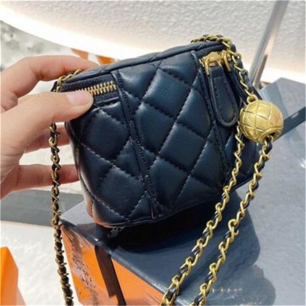 designer mini cosmetics bags luxury women cross body bag crossbody make up makeup bags leather classic fashion little gold ball
designer mini cosmetics bags luxury women cross body bag crossbody make up makeup bags leather classic fashion little gold ball