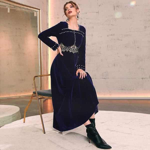 women's casual dresses xf-21808 2023 autumn and winter women's style square neck beaded skirt, Black;gray
women's casual dresses xf-21808 2023 autumn and winter women's style square neck beaded skirt, Black;gray