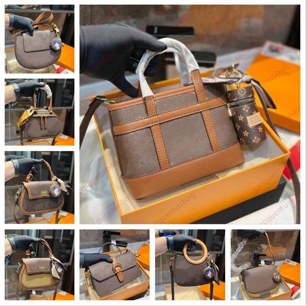 women totes bag handbag l messenger bags designer shoulder crossbody wallet lady high-grade leather letter shopping pocket dhgate handbags v
women totes bag handbag l messenger bags designer shoulder crossbody wallet lady high-grade leather letter shopping pocket dhgate handbags v