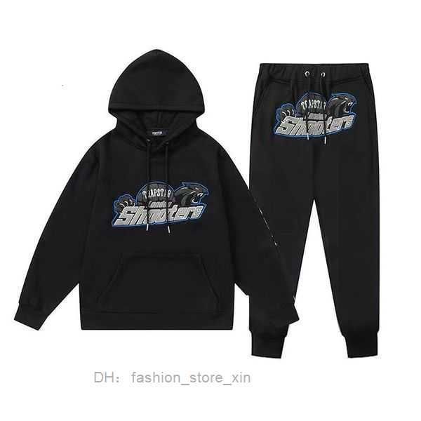 men's tracksuits autumn men trapstar shooters hoodie set women tracksuit pant sets black winter oversized brand sports suit printed 221
men's tracksuits autumn men trapstar shooters hoodie set women tracksuit pant sets black winter oversized brand sports suit printed 221