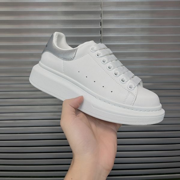 designer sneakers oversized casual shoes white black leather luxury velvet suede womens espadrilles trainers man women flats lace up platfor
designer sneakers oversized casual shoes white black leather luxury velvet suede womens espadrilles trainers man women flats lace up platfor