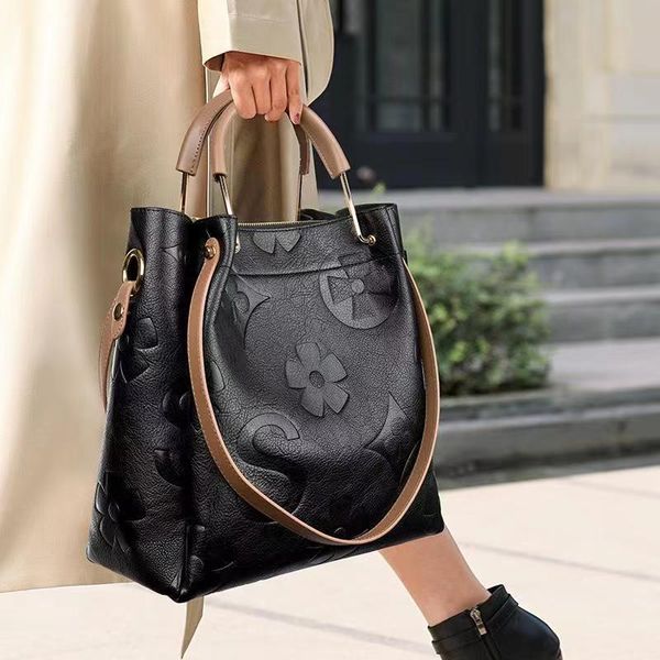 fashion bag lady handbag texture embossing bucket europe and the united states to restore ancient ways the large capacity aslant
fashion bag lady handbag texture embossing bucket europe and the united states to restore ancient ways the large capacity aslant