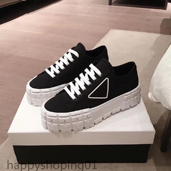 rubber platform inspired by motocross tires defines the unusual of these nylon gabardine sneakers the logo triangle decorate50 mm290c, Black
rubber platform inspired by motocross tires defines the unusual of these nylon gabardine sneakers the logo triangle decorate50 mm290c, Black