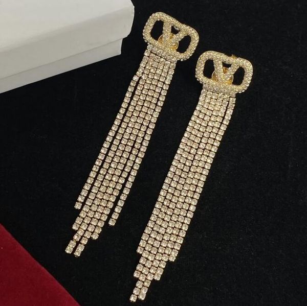 full diamond tassel dangle earring designer fashion ear studs classic temperament earring jewelry for women quality, Silver
full diamond tassel dangle earring designer fashion ear studs classic temperament earring jewelry for women quality, Silver