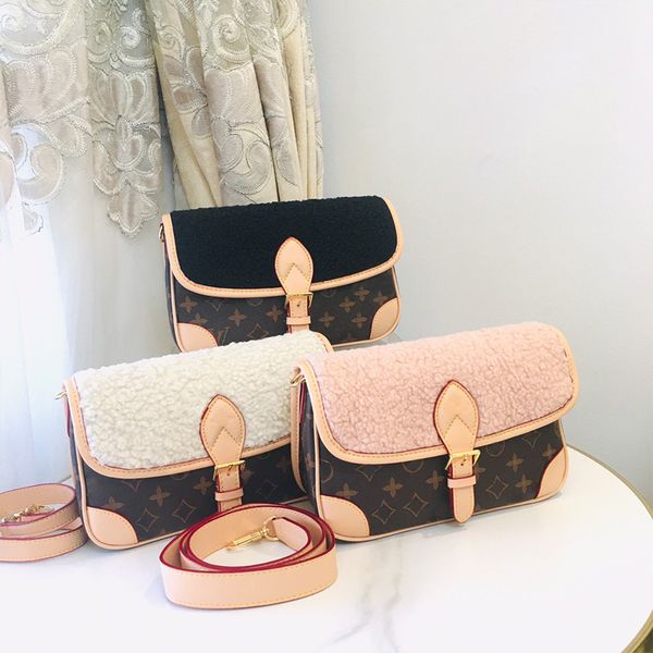 m46317 designer bag crossbody bag goes with everything leisure bag design sense shoulder bag classic fashion crossbody leather bag
m46317 designer bag crossbody bag goes with everything leisure bag design sense shoulder bag classic fashion crossbody leather bag