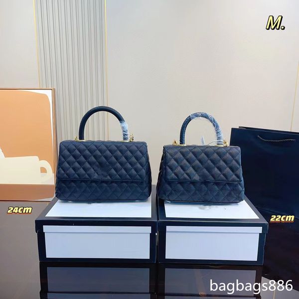 classic handle processing tottenham women's designer bag gold metal hardware caviar leather quilted matelasse outdoor sacoche luxury ha
classic handle processing tottenham women's designer bag gold metal hardware caviar leather quilted matelasse outdoor sacoche luxury ha