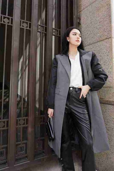 women's suits & blazers designer 23 spring and autumn new classic nylon triangle hooded vestsplice sleeve length fashion suit coat iwnw, White;black
women's suits & blazers designer 23 spring and autumn new classic nylon triangle hooded vestsplice sleeve length fashion suit coat iwnw, White;black
