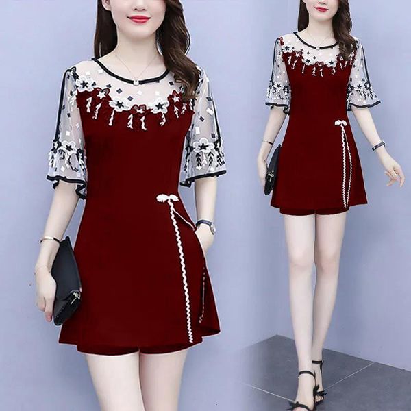 women's two piece pants suit summer fashion loose t-shirt pant casual lace crop and shorts 2 set for women ladies clothes 230301, White
women's two piece pants suit summer fashion loose t-shirt pant casual lace crop and shorts 2 set for women ladies clothes 230301, White