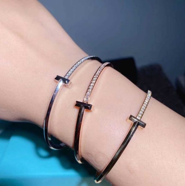 hl6d t family t1 semi diamond bracelet 925 sterling silver plated 18k gold ti diamond inlaid narrow version smooth bracelet jewelry, Black
hl6d t family t1 semi diamond bracelet 925 sterling silver plated 18k gold ti diamond inlaid narrow version smooth bracelet jewelry, Black