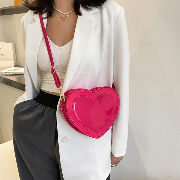 shoulder bags summer women's transparent jelly bag candy color ladies crossbody fashion chain heart-shaped female messenger
shoulder bags summer women's transparent jelly bag candy color ladies crossbody fashion chain heart-shaped female messenger