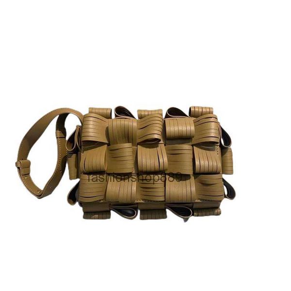 bags shoulder leather designer gold chain bag lady single wallets woven handbags women fashion claic cross body totes purses popular 23ss
bags shoulder leather designer gold chain bag lady single wallets woven handbags women fashion claic cross body totes purses popular 23ss