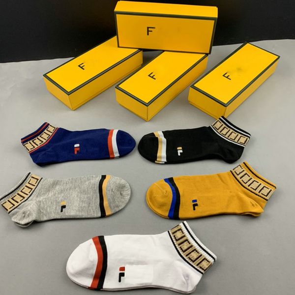 2023 designer short sport socks with street style stripe sports basketball for men and ms5pcs/lot, Black
2023 designer short sport socks with street style stripe sports basketball for men and ms5pcs/lot, Black