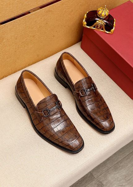 2023 men dress shoes business office oxfords genuine leather designer casual loafers male brand classic party flats size 38-47, Black
2023 men dress shoes business office oxfords genuine leather designer casual loafers male brand classic party flats size 38-47, Black