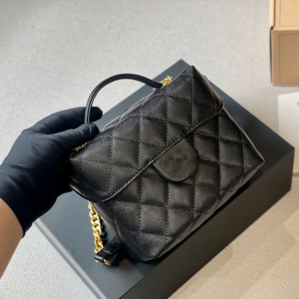 23c womens designer box vanity bags caviar leather calfskin card holder large capacity cosmetic case handle totes ghw crossbody shoulder han
23c womens designer box vanity bags caviar leather calfskin card holder large capacity cosmetic case handle totes ghw crossbody shoulder han