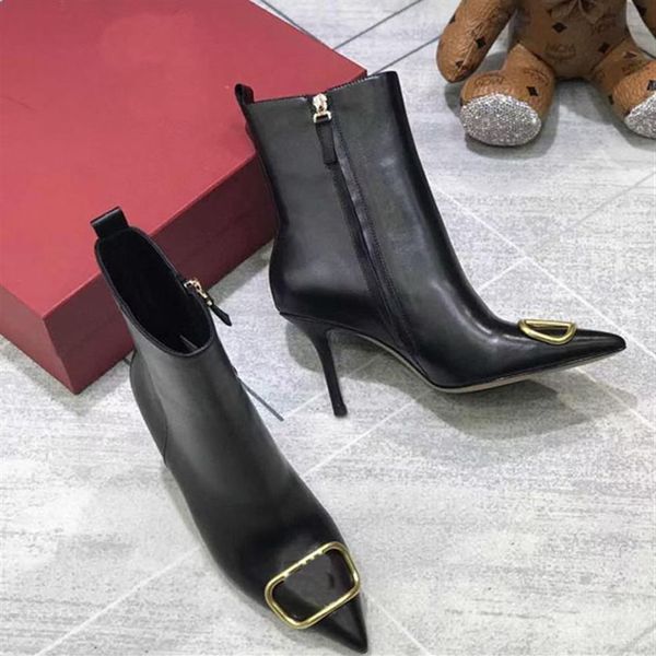 new fashion italian designer pointed women's leather ankle boots winter 8cm luxury original box 35-41283a, Black
new fashion italian designer pointed women's leather ankle boots winter 8cm luxury original box 35-41283a, Black