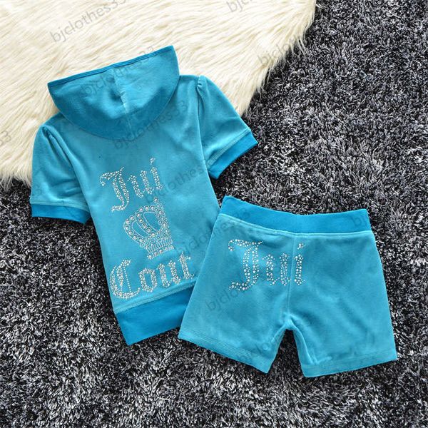 juicy two piece pants luxury designer classic short sleeve hoodie t-shirt loose comfortable sports shorts 20 colors tracksuits for women sum, White
juicy two piece pants luxury designer classic short sleeve hoodie t-shirt loose comfortable sports shorts 20 colors tracksuits for women sum, White