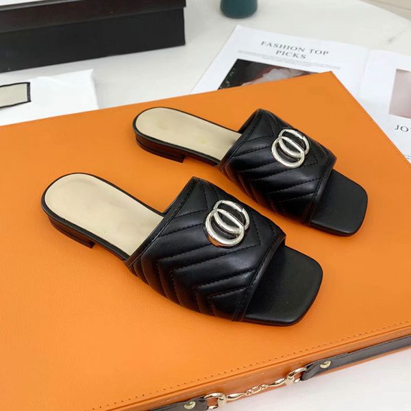 23ss women mop slippers fashionable style indoor luxury designer slide shoes flat heel sandals size 35-42, Black
23ss women mop slippers fashionable style indoor luxury designer slide shoes flat heel sandals size 35-42, Black