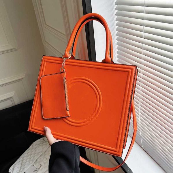 fashion shopping bag designer cross-body one shoulder bag book purse women's handbag tote bag luxury design portable commuter large cap
fashion shopping bag designer cross-body one shoulder bag book purse women's handbag tote bag luxury design portable commuter large cap
