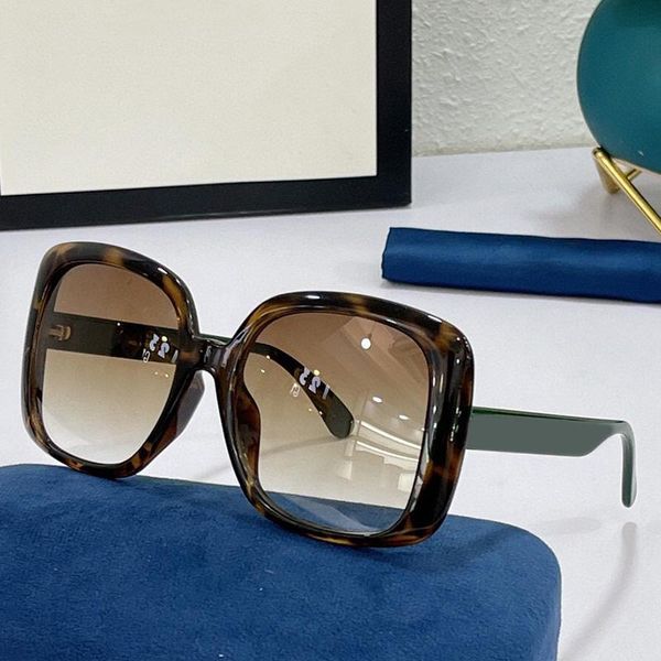 new popular square frame mens womens designer sunglasses peculiar eyewear classic red and green webbing design holiday travel p with origina, White;black
new popular square frame mens womens designer sunglasses peculiar eyewear classic red and green webbing design holiday travel p with origina, White;black