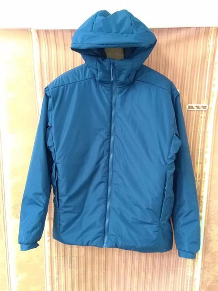 men's down parkas 2023 arc atom lt hoody men jackets coats lightweight soft skull outerwear for travel and outdoor sport 230301, Black
men's down parkas 2023 arc atom lt hoody men jackets coats lightweight soft skull outerwear for travel and outdoor sport 230301, Black