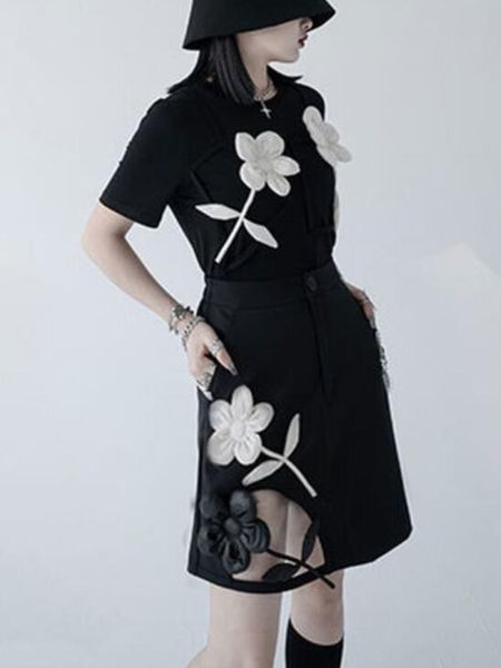 women's two piece pants shorts set spliced flower short-sleeved t-shirt women loose chic with skirt suit 230301, White
women's two piece pants shorts set spliced flower short-sleeved t-shirt women loose chic with skirt suit 230301, White