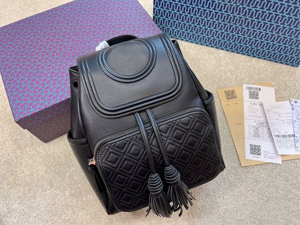 (priority purchase)shoulders bag,the most classic bag that goes with everything
(priority purchase)shoulders bag,the most classic bag that goes with everything