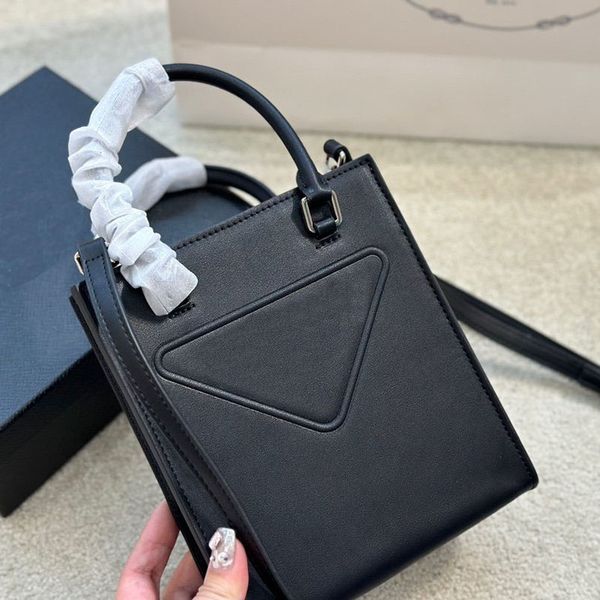 bags designer bag totes women handbag classic luxury imitation leather triangle brand shoulder bags fashion buckle wallet party
bags designer bag totes women handbag classic luxury imitation leather triangle brand shoulder bags fashion buckle wallet party