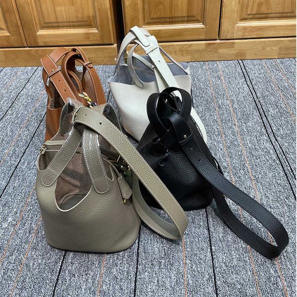 a designer tote bag her mas handbag h picotn lock handbags price h home food basket togo layer cowhide litchi pattern womens handheld obliqu
a designer tote bag her mas handbag h picotn lock handbags price h home food basket togo layer cowhide litchi pattern womens handheld obliqu