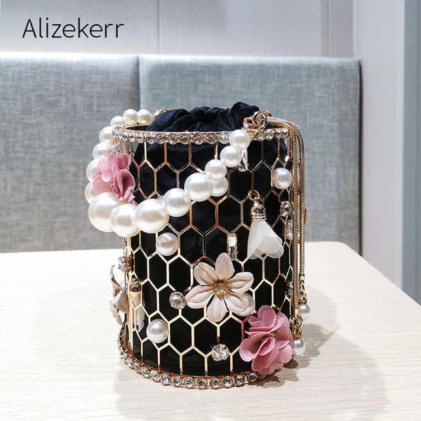 evening bag floral stones metal bag women designer diamonds alloy cage pearls d
evening bag floral stones metal bag women designer diamonds alloy cage pearls d