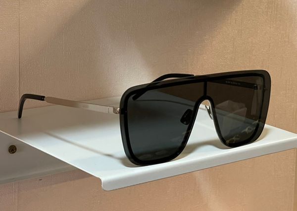 silver black mask sunglasses for women men fashion glasses designers sunglasses occhiali da sole sunnies uv400 eyewear with box, White;black
silver black mask sunglasses for women men fashion glasses designers sunglasses occhiali da sole sunnies uv400 eyewear with box, White;black