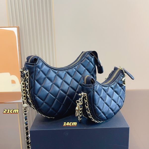 half moon luxurys shoulder bags chain crossbody handbags purses genuine leather girls evening bag letter with box
half moon luxurys shoulder bags chain crossbody handbags purses genuine leather girls evening bag letter with box