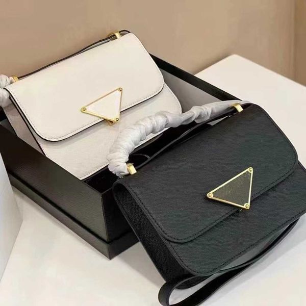 2023 luxury new high-end women's one shoulder calf leather cross pattern commuting simplehigh
2023 luxury new high-end women's one shoulder calf leather cross pattern commuting simplehigh