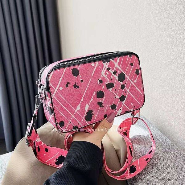 personalized camera machine bag ladies crossbody bag shoulder bag spotted european and american trend small square bag
personalized camera machine bag ladies crossbody bag shoulder bag spotted european and american trend small square bag