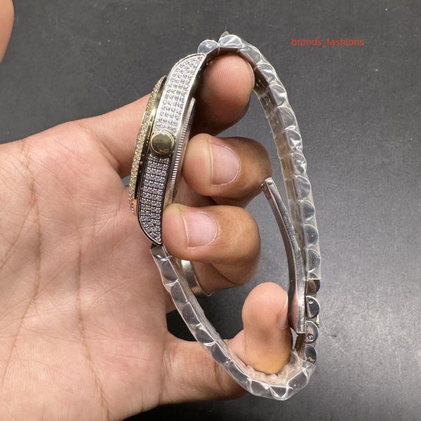 moissanite2023 new models iced out diamonds watch 2tone gold case gold diamond face roman numerals 2813 automatic 41mm2023, Slivery;brown
moissanite2023 new models iced out diamonds watch 2tone gold case gold diamond face roman numerals 2813 automatic 41mm2023, Slivery;brown