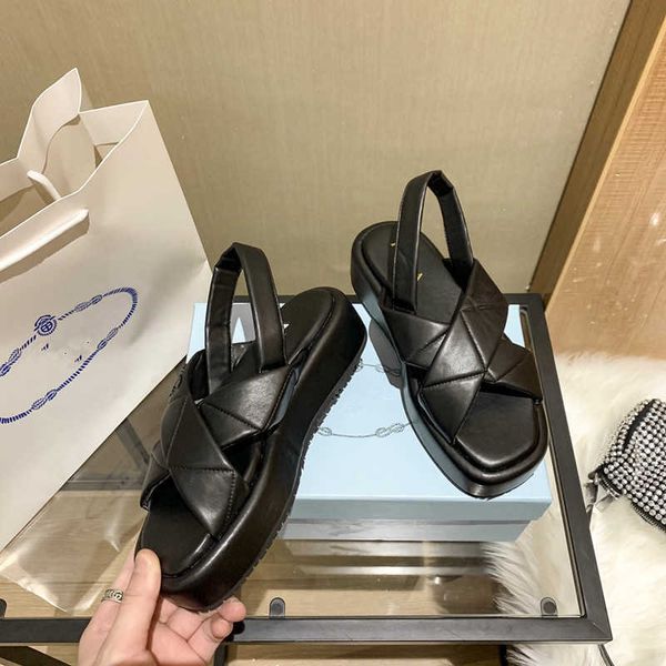 summer luxury sandals designer women flip flops slipper fashion pu leather slides cross strap ladies casual triangle sign lattice platform s, Black
summer luxury sandals designer women flip flops slipper fashion pu leather slides cross strap ladies casual triangle sign lattice platform s, Black