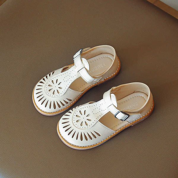 sandals girls sandals 2022summer new fashion hollow children's beach shoes breathable girl princess shoes l230301, Black;red
sandals girls sandals 2022summer new fashion hollow children's beach shoes breathable girl princess shoes l230301, Black;red