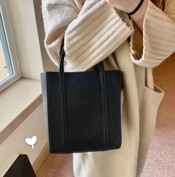 classic bag canvas handbags womens designers fashion shopping bag large capacity shoulder bags totes with letter 7a cross body
classic bag canvas handbags womens designers fashion shopping bag large capacity shoulder bags totes with letter 7a cross body